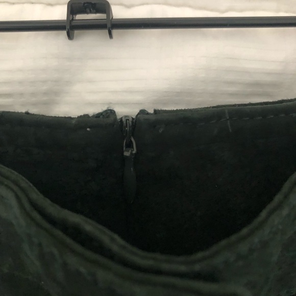 🪲 Zara Women Stunning Belted Green Suede Skirt 🪲 - Picture 6 of 12